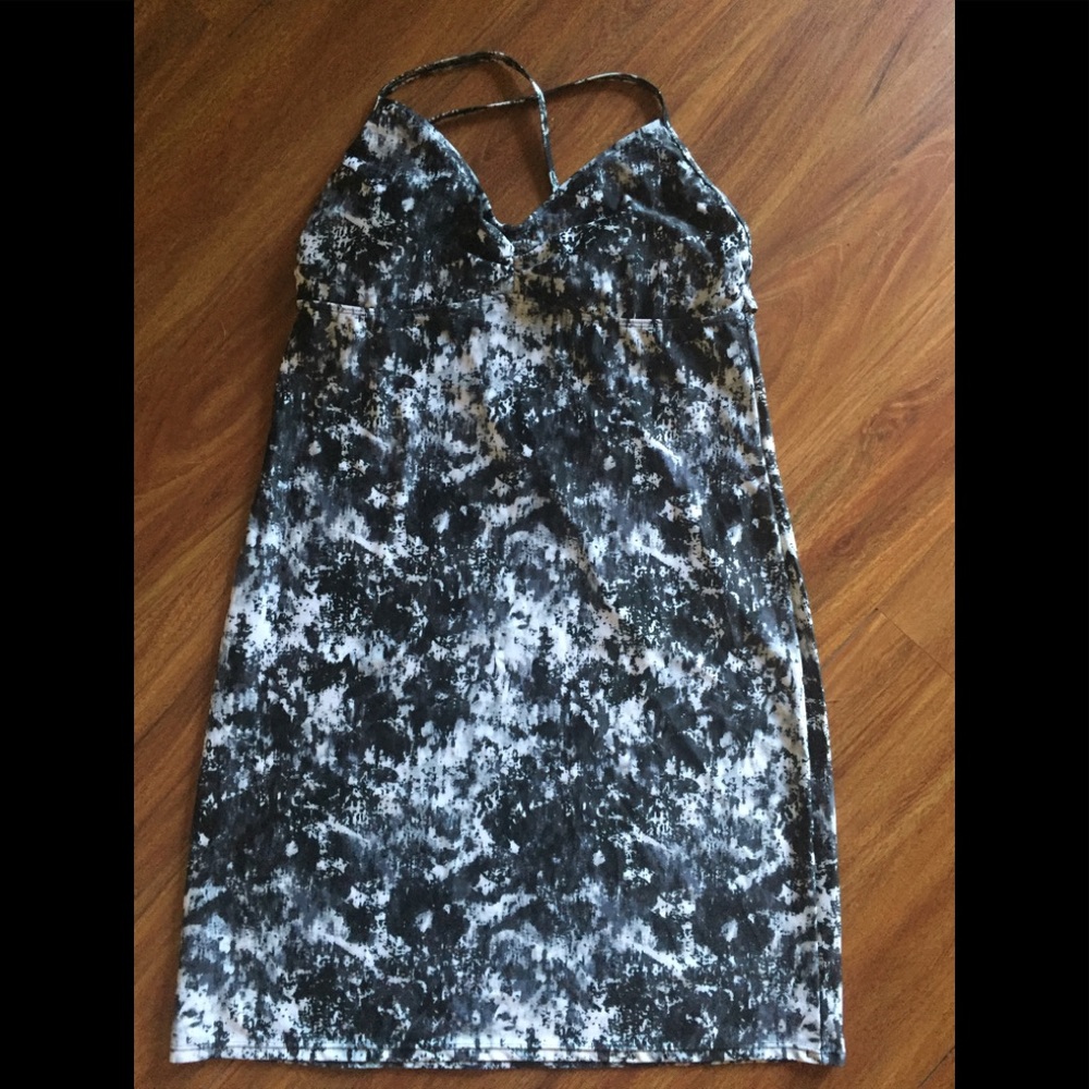 🚴‍♀️Athleta Dress Like New